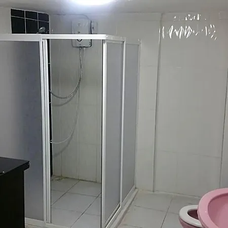 1 Hostel Adana