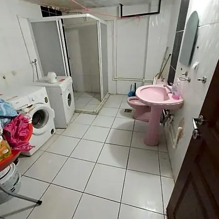 1 Hostel