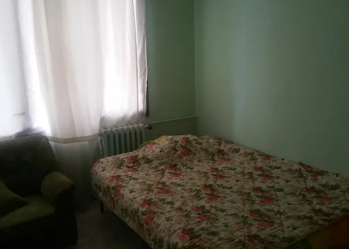 1 بيت شباب أضنه